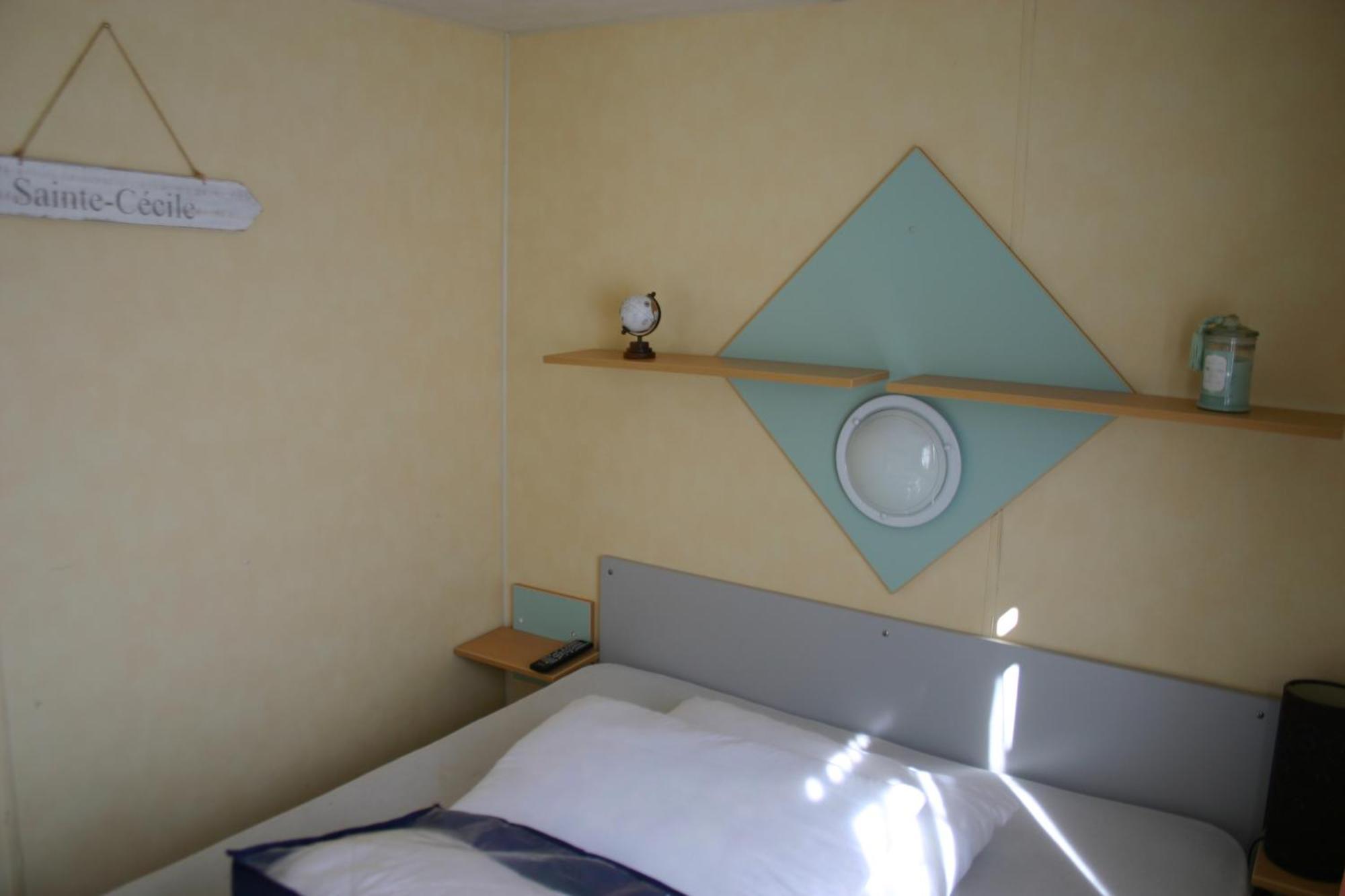 Chez Eponine Hotel Dannes Bagian luar foto
